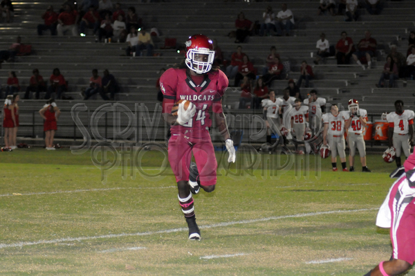 10-10 LHS vs. SPHS 062.JPG - SCRIVENER 300s #1